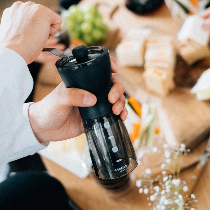 Hario Ceramic Coffee Mill Mini-Slim Plus Kaffeemühle