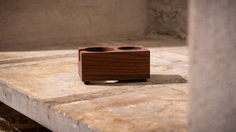 Tamperbase aus Holz