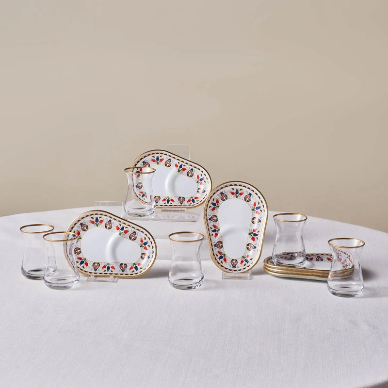 Karaca Tulip 12-Teiliges Tee-Set